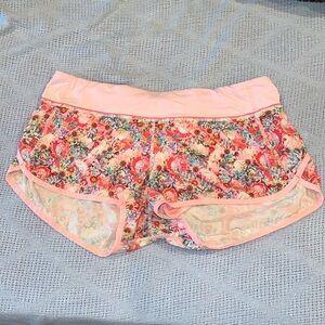2095. Lululemon Shorts